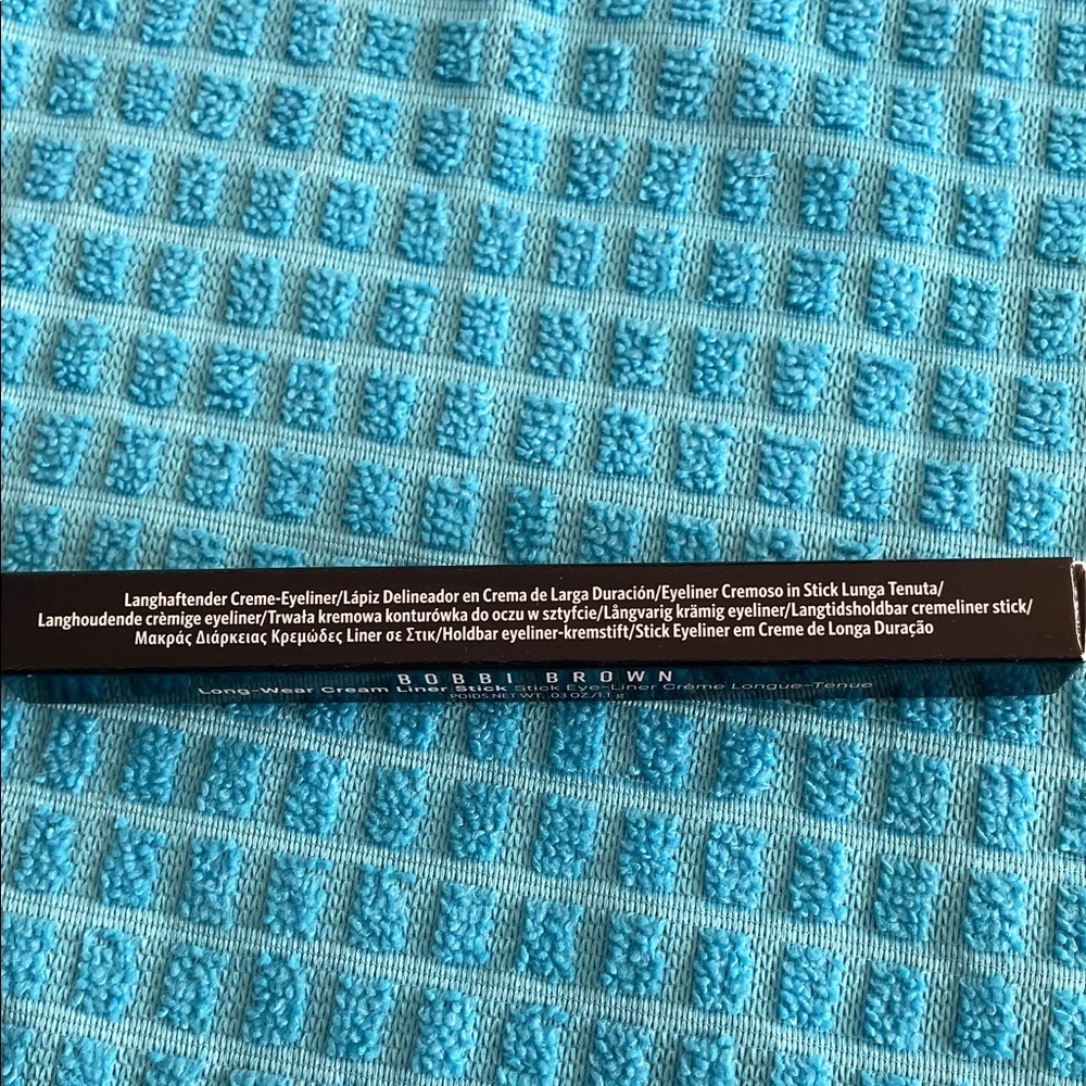 Bobbi Brown Long-Wear Cream Liner Stick - Black - Picture 3 of 5